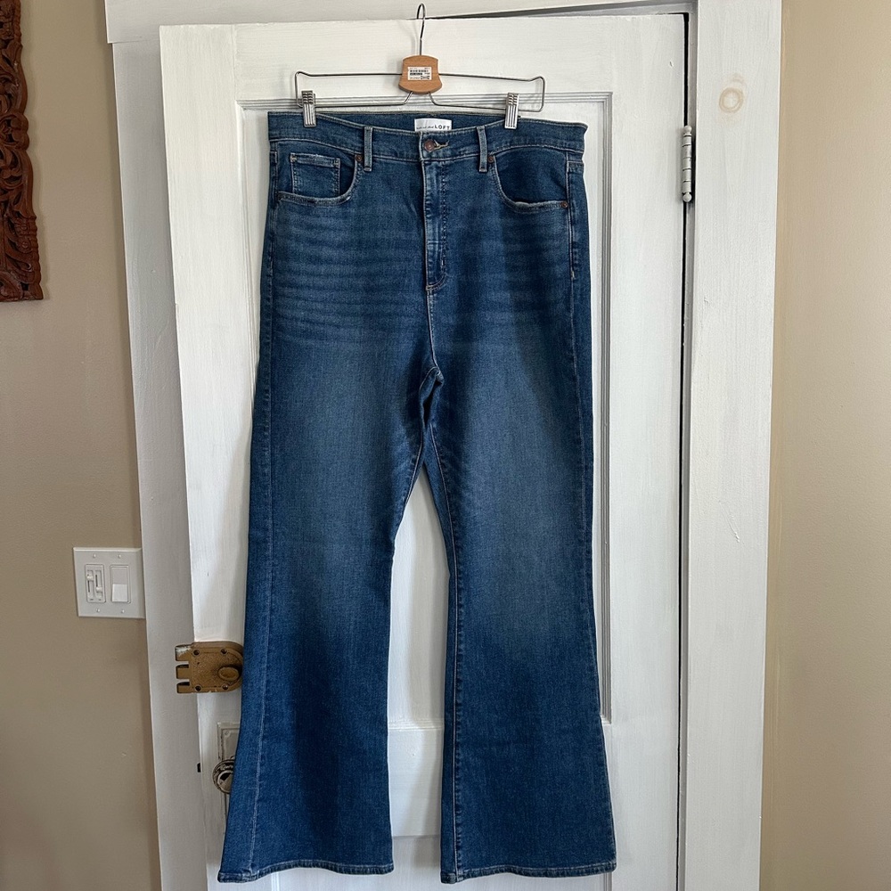 NWT LOFT High Rise Slim Flare Jeans